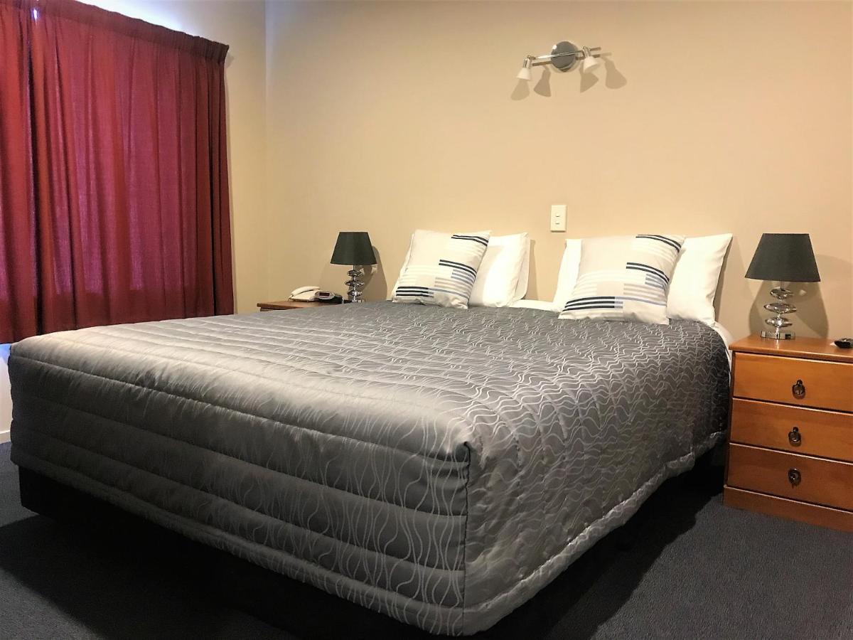 Motel Phoenix 4*