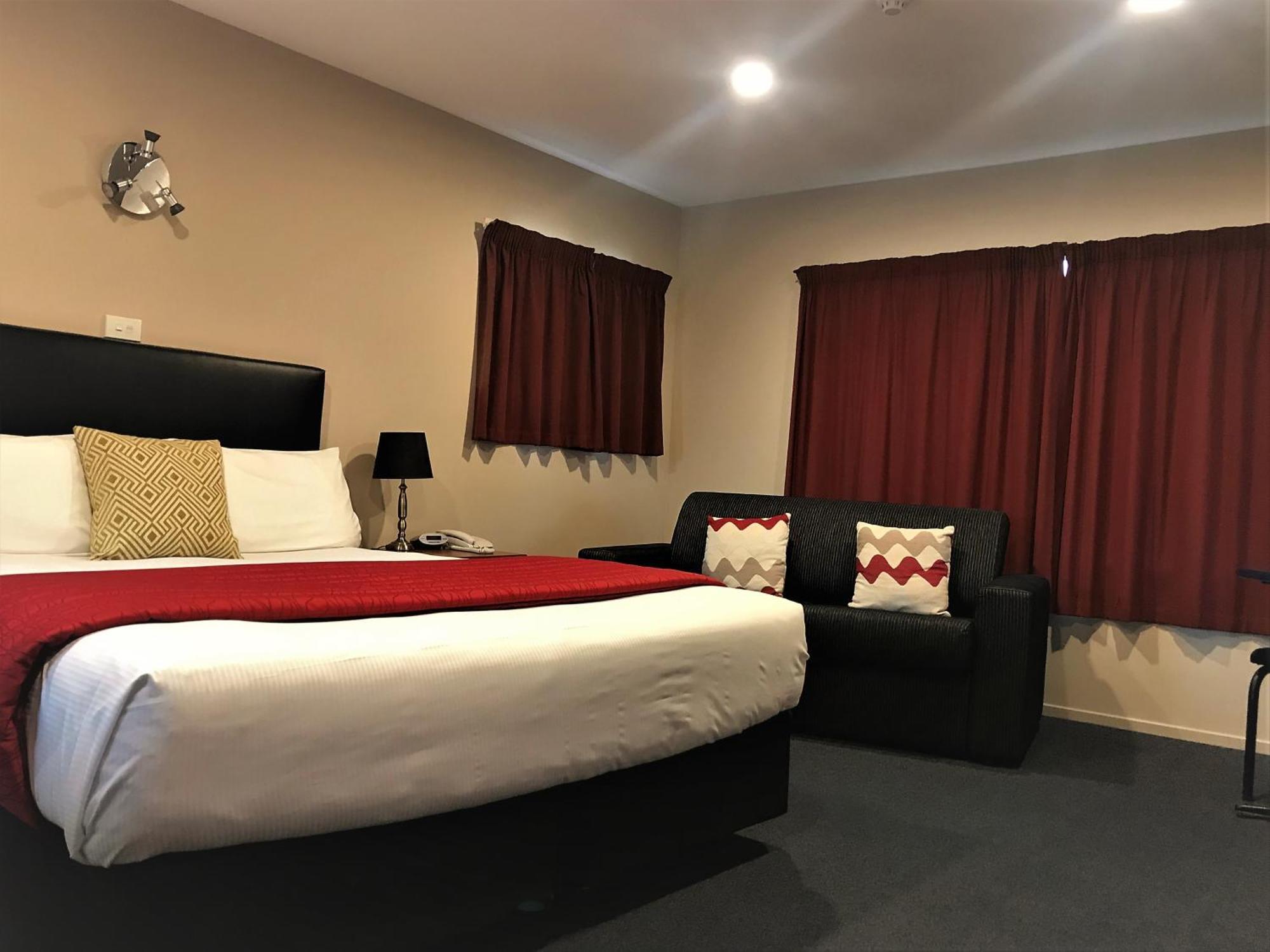 Phoenix Motel