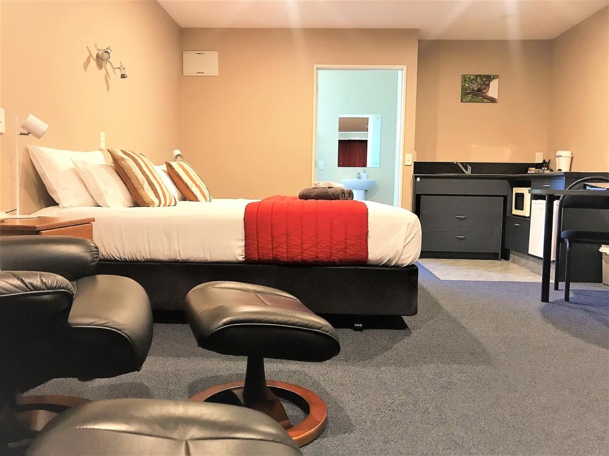 Phoenix Motel